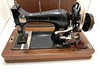 Vesta Naaimachine - Staal, Hout, Antiek en Kunst
