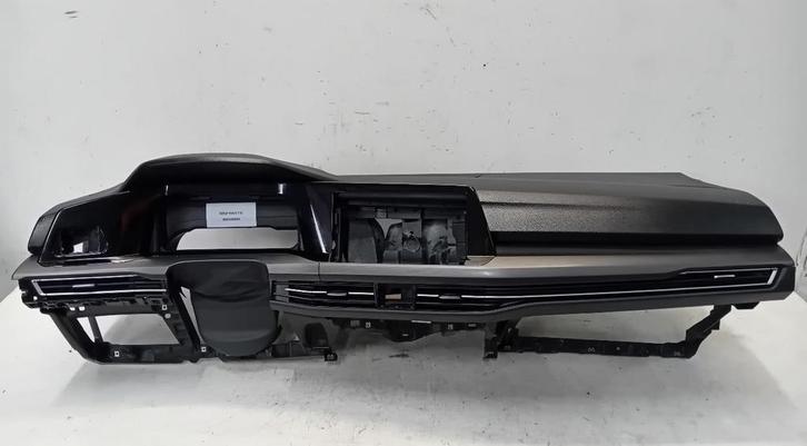 Dashboard Volkswagen Golf VIII 1.5 eTSI, Auto-onderdelen, Carrosserie en Plaatwerk, ARN erkend, Stiba lid, Erkend duurzaam, Gebruikt