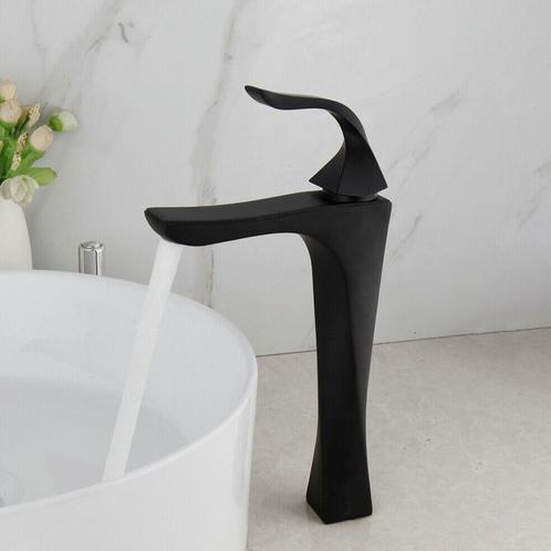 Zwarte mengkraan met elegante gedraaide hals, Doe-het-zelf en Verbouw, Sanitair, Kraan, Nieuw, Verzenden