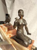 schouwklok - Art Deco marmer met legering - 1900-1910, Antiek en Kunst