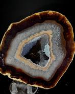 Agaat Geode - Hoogte: 11 cm - Breedte: 10 cm- 1053 g