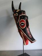 Guro Zamble masker Ivoorkust - Ivoorkust (Zonder