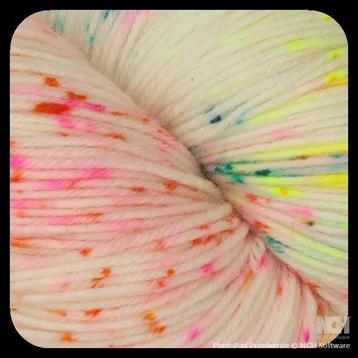 Symfonie terra merinowol 100 gram kleur V2025 beschikbaar voor biedingen
