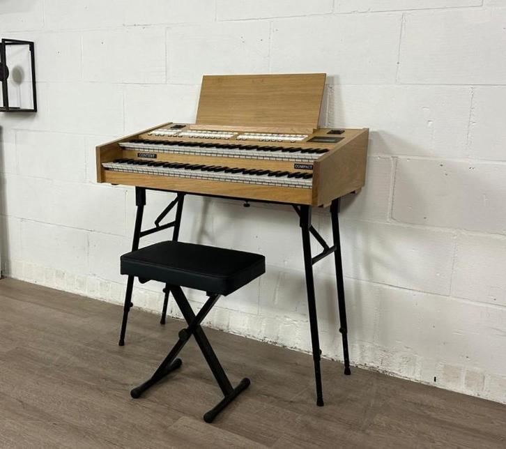 Content Compact 224, Muziek en Instrumenten, Orgels, 2 klavieren, Orgel, Zo goed als nieuw