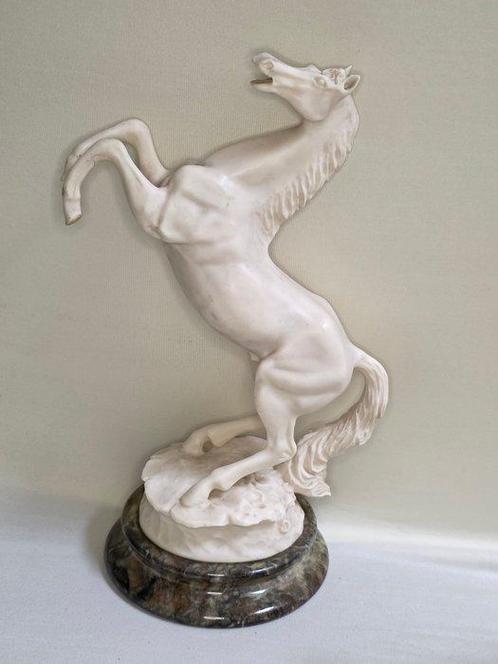 Beeld, Unique paarden verzameling - 34 cm - Hars, Marmer,, Antiek en Kunst, Antiek | Speelgoed