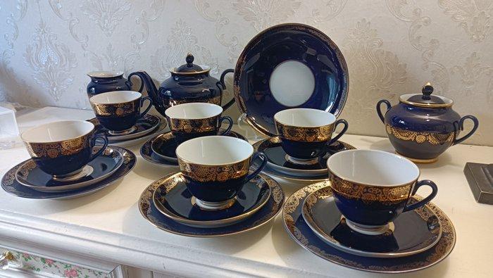 Lomonosov Imperial Porcelain Factory - Theeservies (22) -, Antiek en Kunst, Antiek | Meubels | Tafels