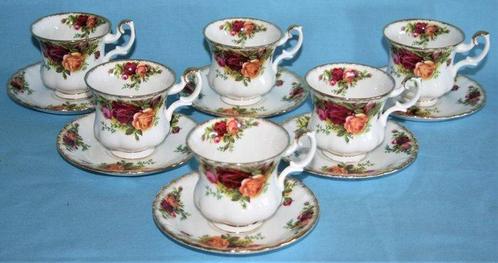 Royal Albert - Koffieservies (15) - Old Country Rose -, Antiek en Kunst, Antiek | Meubels | Tafels