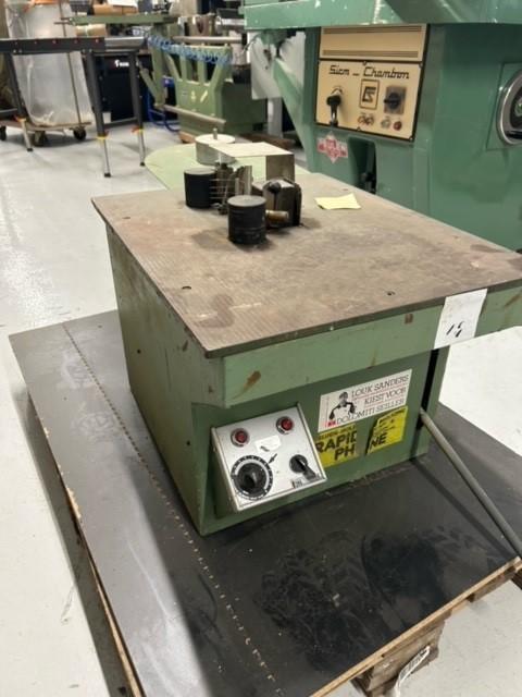 Sunvic Kantenaanlijmer voor ronde panelen, Zakelijke goederen, Machines en Bouw | Houtbewerking