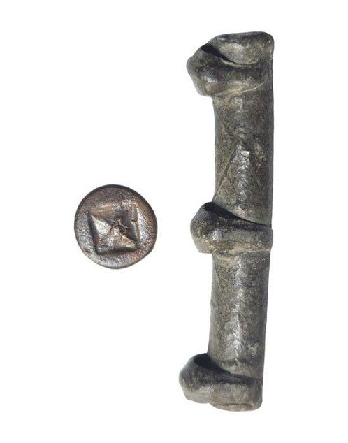 Indonesië. 18th Century Malay Peninsula large Tin Clamp or, Postzegels en Munten, Munten | Europa | Niet-Euromunten
