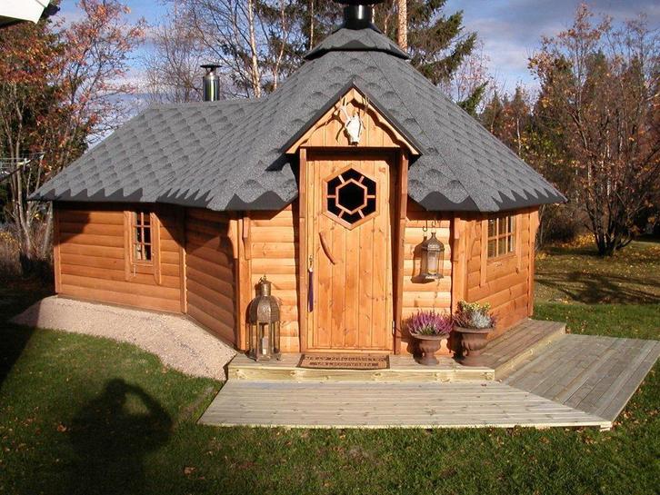 WArt Finse Grill Kota BBQ met sauna uitbouw Nordic grenen, Tuin en Terras, Tuinhuizen, 400 cm of meer, 3 ramen of meer, 500 cm of meer