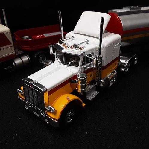 IXO 1:24 - Model vrachtwagen (2) - Conjunto Caminhão GMC e, Hobby en Vrije tijd, Modelauto's | 1:5 tot 1:12
