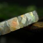 labradoriet Geel Labradoriet uit Madagaskar – Prachtige