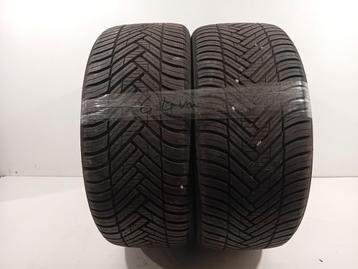 Bandenset 2 stuks 4-Seizoenen 225/40 R18 Hankook 2024 6.4mm/ beschikbaar voor biedingen