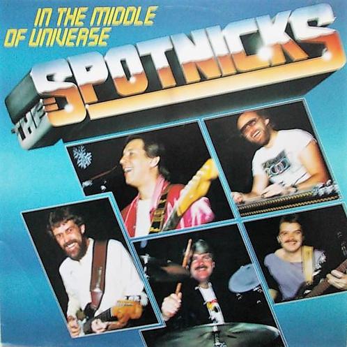 LP gebruikt - The Spotnicks - In The Middle Of Universe, Cd's en Dvd's, Vinyl | Rock, Zo goed als nieuw, Verzenden