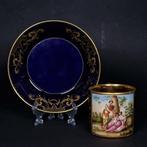 Exquisite Cabinet Cup & Saucer - Royal Vienna hand painted, Antiek en Kunst, Antiek | Glas en Kristal