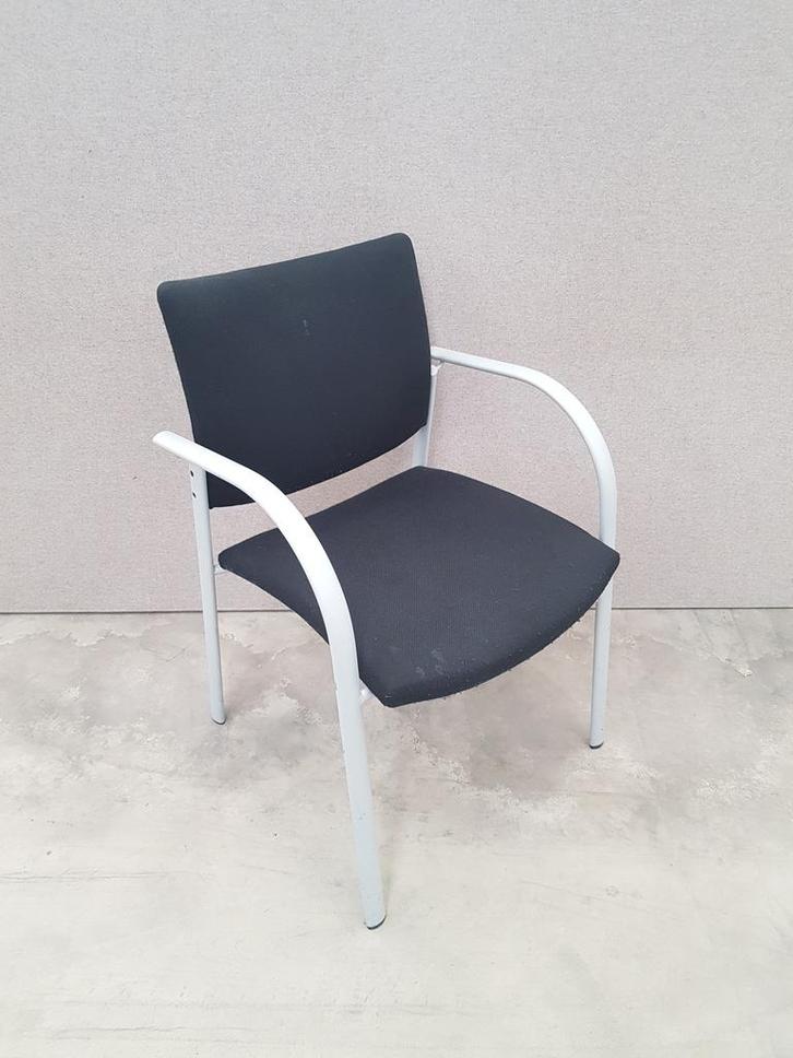 Vergaderstoel, zwart/wit, gebruikt, Zakelijke goederen, Kantoor en Winkelinrichting | Kantoormeubilair en Inrichting, Overige typen