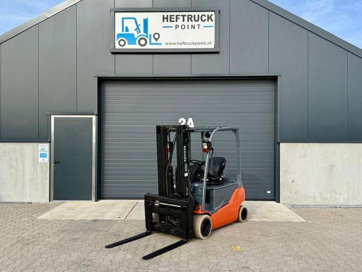 Toyota 8FBMT20 4.5m hefhoogte sideshift en hydr vorken, Zakelijke goederen, Machines en Bouw | Heftrucks en Intern transport, 1000 tot 2000 kg