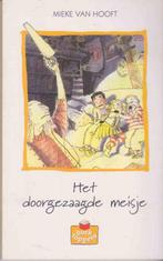 Het doorgezaagde meisje - Mieke van Hooft 9789020883299, Boeken, Kinderboeken | Jeugd | 13 jaar en ouder, Gelezen, Mieke van Hooft, Annet Schaap