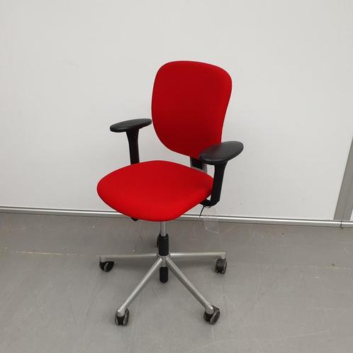 Ahrend 262 bureaustoel / schoolstoel - rode stof, Huis en Inrichting, Bureaus, Ophalen of Verzenden