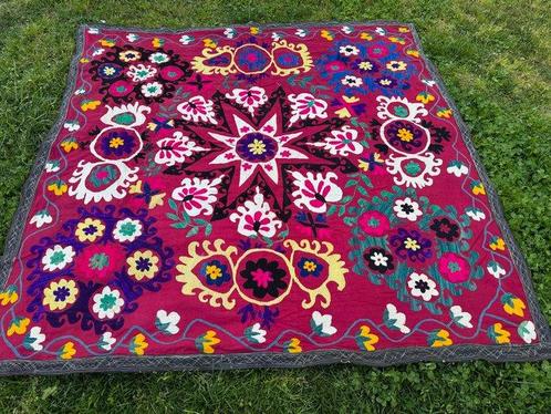 Suzane Kilim - Suzane-kleed, bankhoes, bedovertrek,, Huis en Inrichting, Stoffering | Tapijten en Kleden