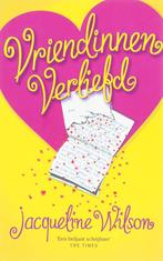 Verliefd / Vriendinnen / 1 9789026123320 Jacqueline Wilson, Boeken, Kinderboeken | Jeugd | 10 tot 12 jaar, Verzenden, Gelezen