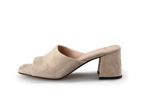 Manfield Slippers in maat 36 Beige | 10% extra korting, Kleding | Dames, Schoenen, Beige, Zo goed als nieuw, Slippers, Verzenden
