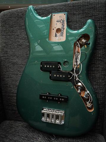 Fender Mustang Bass MIM Loaded Body Pre-Owned beschikbaar voor biedingen