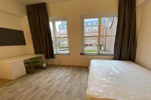 Studio Ritsumastraat in Leeuwarden, Huizen en Kamers, Kamers te huur, 20 tot 35 m², Leeuwarden