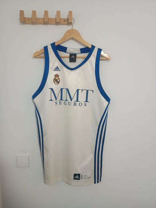 Real Madrid - basketbal - 2010 - Voetbalshirt, Verzamelen, Overige Verzamelen