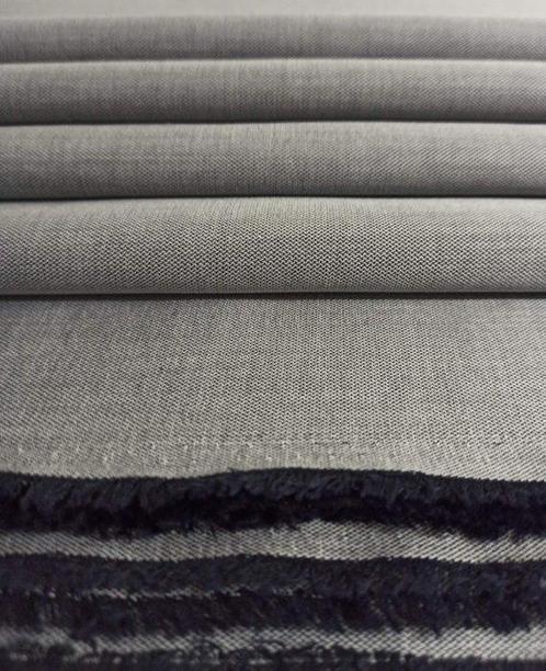 A8 - 800 x 155 cm - Strepitoso tessuto in puro lino e puro, Antiek en Kunst, Antiek | Kleden en Textiel