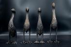 Set van 4 bronzen decoratieve vogels – met gegraveerde, Antiek en Kunst