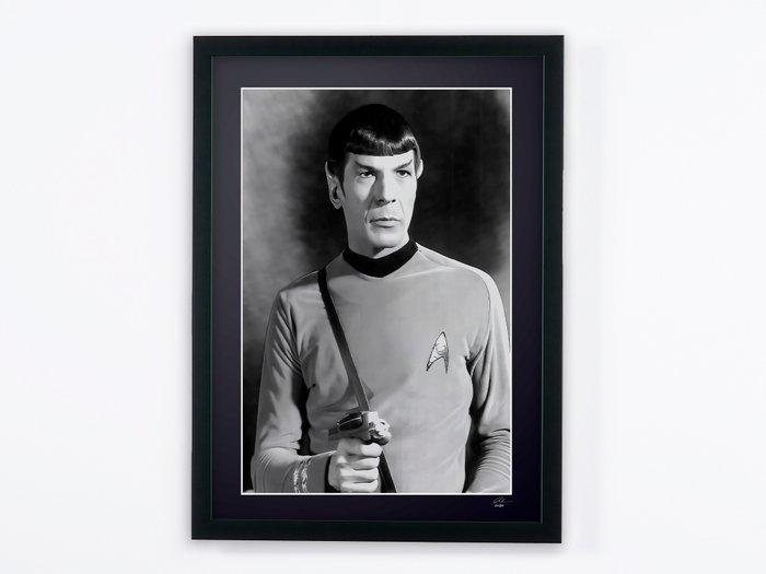 Leonard Nimoy as Spock - Fine Art Photography - Luxury, Verzamelen, Film en Tv