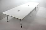 Vergadertafel Gispen - 540x160cm(bxd) - wit - 8-poot chroom, Huis en Inrichting, Tafels | Eettafels, Ophalen of Verzenden, Gebruikt
