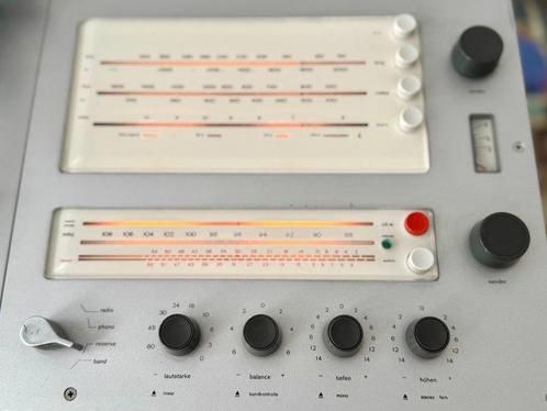 Braun - AUDIO 300 - HiFi-systeem door Dieter Rams -, Audio, Tv en Foto, Radio's