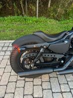 Harley-Davidson - XL 883 - Iron Custom - 883 cc - 2011