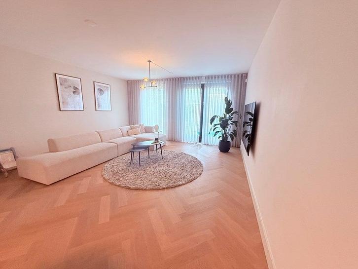 Te huur: Huis Burgemeester Brautigamlaan in Uithoorn, Huizen en Kamers, Huizen te huur, Noord-Holland