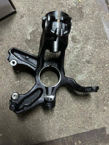 Fusee VW Polo 2G Ibiza 6F 2Q0407256H 2Q0407256N 2Q0407256AG, Auto-onderdelen, Carrosserie en Plaatwerk, Verzenden