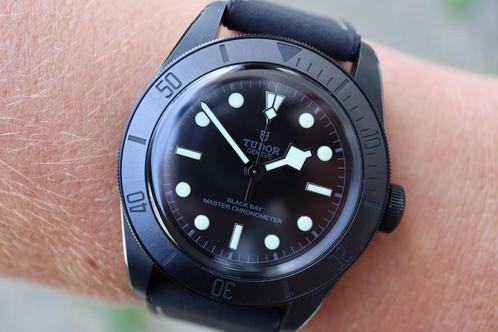 Tudor Black Bay Ceramic 08/2022 Full set, 3 straps., Sieraden, Tassen en Uiterlijk, Horloges | Heren, Kunststof, Zo goed als nieuw
