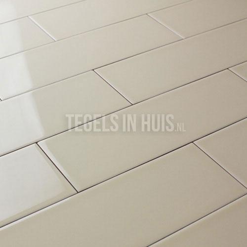 Wandtegel 10x30 cm vt jasmijn creme glans wandtegel, Doe-het-zelf en Verbouw, Tegels, Wandtegels, Nieuw, 10 m² of meer, Keramiek