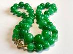 18 Kilaten (750) goud - groene jadeïet uit Birma -