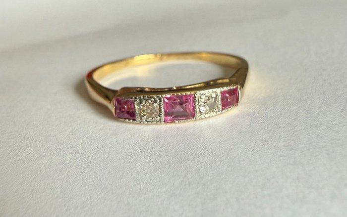 Ring - 9 kt. Geel goud - Diamant, Sieraden, Tassen en Uiterlijk, Ringen