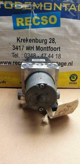 VW ABS Pomp Bosch 0273004281, Auto-onderdelen, Motor en Toebehoren, Verzenden