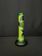 Vaas - Glas - camee - gesigneerd AV, Antiek en Kunst