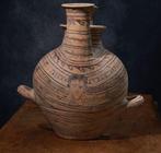 Het oude Griekenland Canosan askos met geometrische