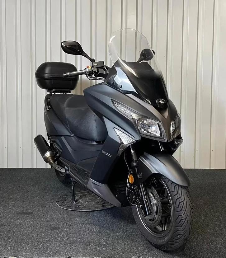 Kymco X-Town 300i | 2020 | Antraciet Grijs | 9dkm | ABS, Fietsen en Brommers, Scooters | Kymco, Nieuw, Ophalen of Verzenden
