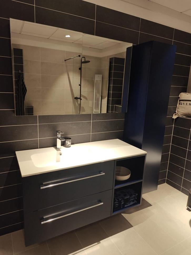 Badmeubel Blauw 120cm met hoge kast mat witte wastafel 0008, Huis en Inrichting, Badkamer | Badkamermeubels, Wastafelkast, Nieuw