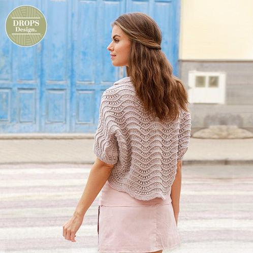 Patroon Gebreide Bolero met Golfpatroon Billowing Rose m, Hobby en Vrije tijd, Breien en Haken, Ophalen of Verzenden