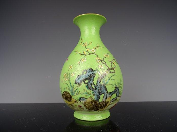 Vaas - Porselein - China, Antiek en Kunst, Antiek | Overige Antiek