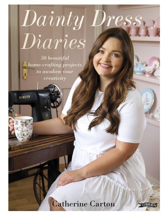 Dainty Dress Diaries 9781788492966 Catherine Carton, Boeken, Taal | Engels, Zo goed als nieuw, Verzenden