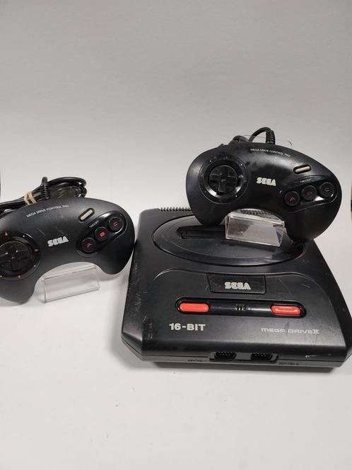 Sega Mega Drive II 16-bit met 2 controllers en alle kabels, Spelcomputers en Games, Spelcomputers | Sega, Ophalen of Verzenden